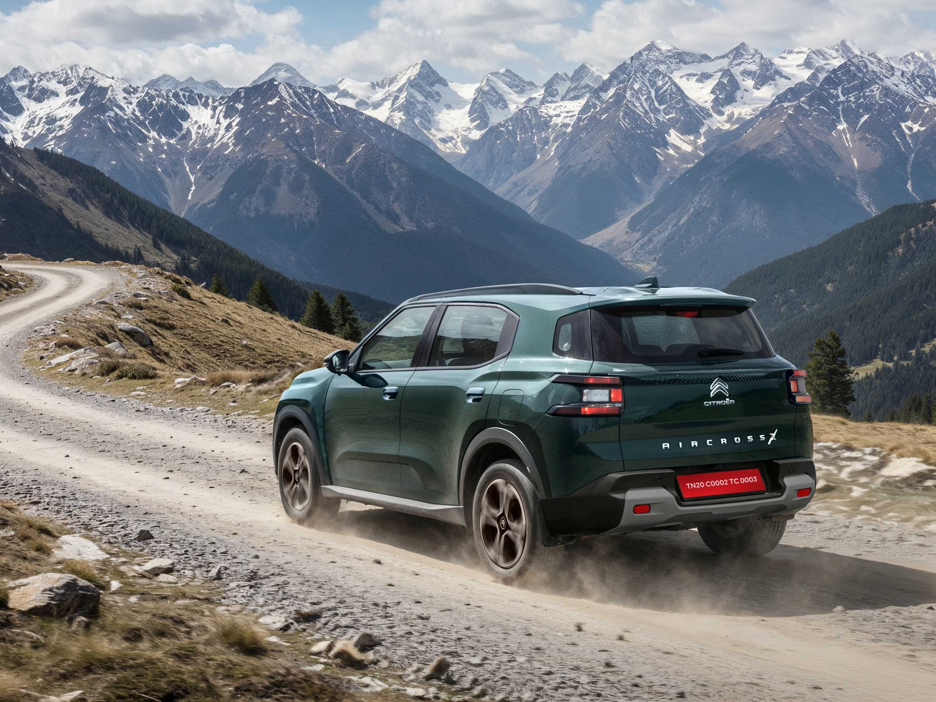 Citroen Aircross X on mountaoin roads